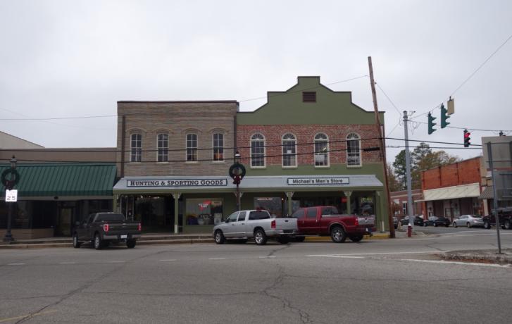 Michael's Men's Store, Homer